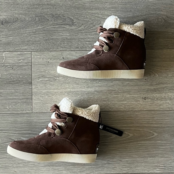 NWT Sorel Out N About Wedge Bootie Brown and Cream Size 9 - Picture 7 of 9